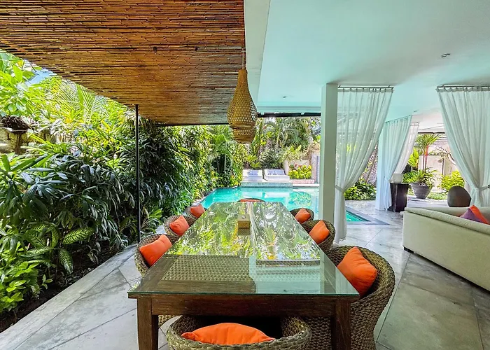 Eindra Villa Seminyak (Bali)