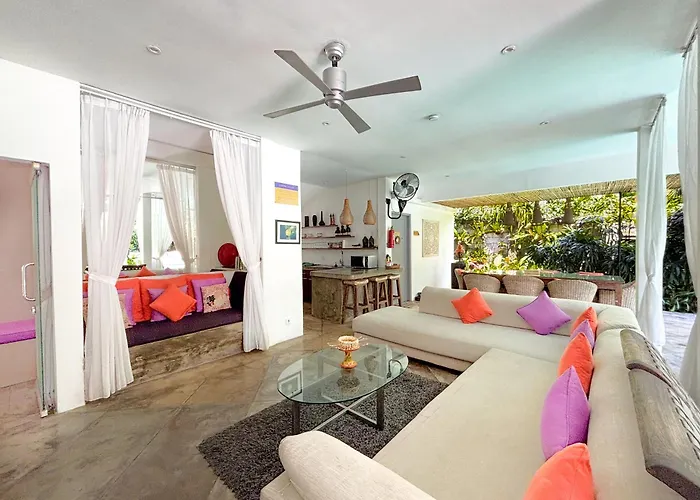 Eindra * Seminyak (Bali)